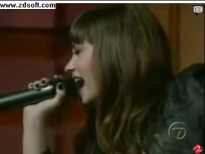 Demi Lovato-This is me(Live) with lyrics 28412 - Demilush - This is me - Live with Regis and Kelly Part o56