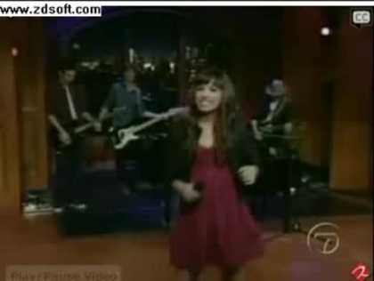 Demi Lovato-This is me(Live) with lyrics 29398 - Demilush - This is me - Live with Regis and Kelly Part o58