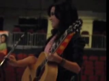 Catch Me- Demi Lovato (soundcheck) 03875 - Demi Lovato Summer Tour Prudential Center Catch Me Soundcheck Part oo9