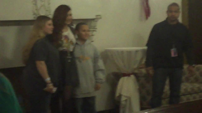 Demi Lovato Meet and Greet 11_19_youtube_original 0447