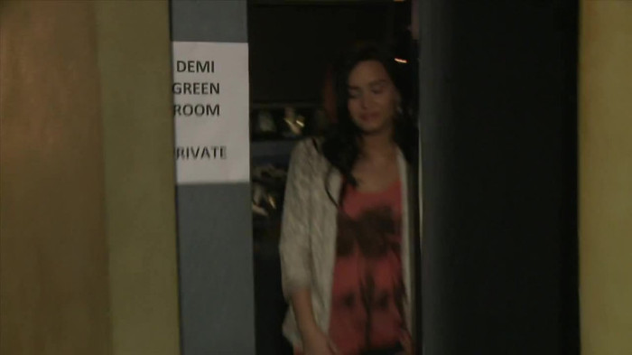 Demi Lovato - Disney Sing It - Behind the Scenes 01591 - Demilush - Disney Sing It - Behind the Scenes Part oo4