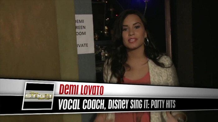 Demi Lovato - Disney Sing It - Behind the Scenes 02073 - Demilush - Disney Sing It - Behind the Scenes Part oo5