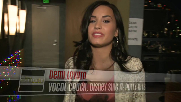 Demi Lovato - Disney Sing It - Behind the Scenes 02491 - Demilush - Disney Sing It - Behind the Scenes Part oo5