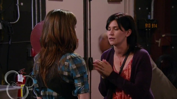 sonny with a chance season 1 episode 1 HD 44028