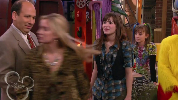 sonny with a chance season 1 episode 1 HD 08949 - Sonny With A Chance Season 1 Episode 1 - First Episode Part 104