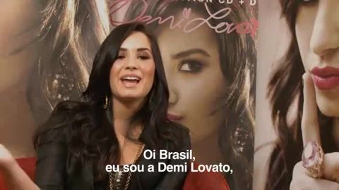 Demi Lovato says_ _Hey Brazil!!_ And Shows Off Her Beautiful Smile 0084