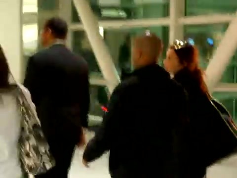 Demi Lovato arriving in Detroit - Tuesday_ November 15th_ 2011 0307