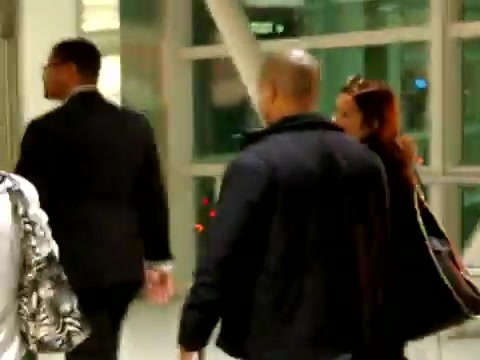 Demi Lovato arriving in Detroit - Tuesday_ November 15th_ 2011 0446