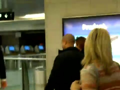 Demi Lovato arriving in Detroit - Tuesday_ November 15th_ 2011 2294