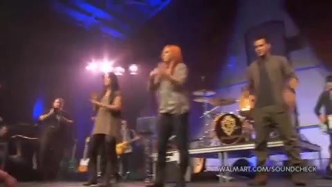 Demi Lovato & Jonas Brothers - Behind The Scenes (2010 Walmart Soundcheck).mp4 4548 - Demilush And Jonas Brothers - Behind The Scenes 2010 Walmart Soundchek Part o10