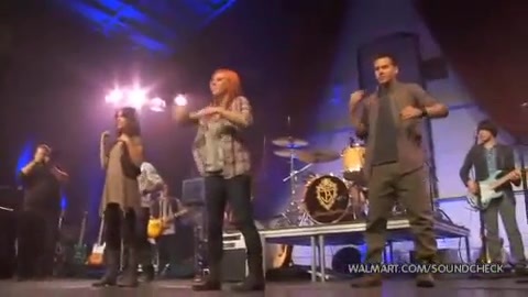 Demi Lovato & Jonas Brothers - Behind The Scenes (2010 Walmart Soundcheck).mp4 4611 - Demilush And Jonas Brothers - Behind The Scenes 2010 Walmart Soundchek Part o10