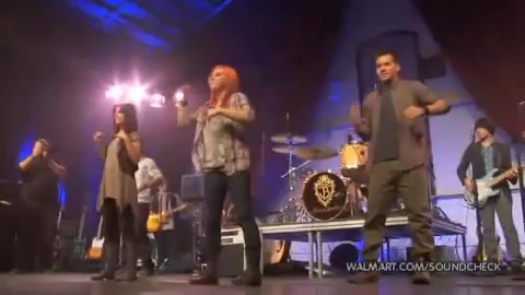 Demi Lovato & Jonas Brothers - Behind The Scenes (2010 Walmart Soundcheck).mp4 4623 - Demilush And Jonas Brothers - Behind The Scenes 2010 Walmart Soundchek Part o10