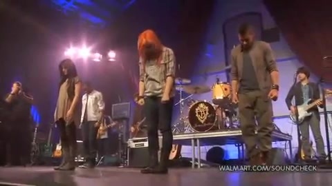 Demi Lovato & Jonas Brothers - Behind The Scenes (2010 Walmart Soundcheck).mp4 4750 - Demilush And Jonas Brothers - Behind The Scenes 2010 Walmart Soundchek Part o10