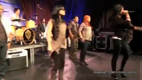 Demi Lovato & Jonas Brothers - Behind The Scenes (2010 Walmart Soundcheck).mp4 5588 - Demilush And Jonas Brothers - Behind The Scenes 2010 Walmart Soundchek Part o12