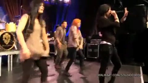 Demi Lovato & Jonas Brothers - Behind The Scenes (2010 Walmart Soundcheck).mp4 5686 - Demilush And Jonas Brothers - Behind The Scenes 2010 Walmart Soundchek Part o12