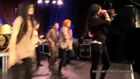 Demi Lovato & Jonas Brothers - Behind The Scenes (2010 Walmart Soundcheck).mp4 5701 - Demilush And Jonas Brothers - Behind The Scenes 2010 Walmart Soundchek Part o12