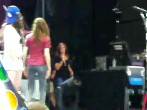 Demi Lovato\'s Entrance at Souncheck 0911