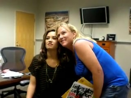 DEMI LOVATO VIP MEETING AT 8-1-10 1073 - Demilush - VIP Meeting At 08 01 2010 Part oo3