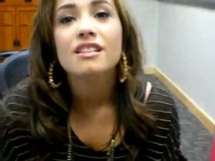 DEMI LOVATO VIP MEETING AT 8-1-10 5122