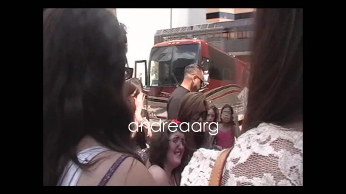 Demi Lovato Meeting Fans @Houston 11_09_10 1413