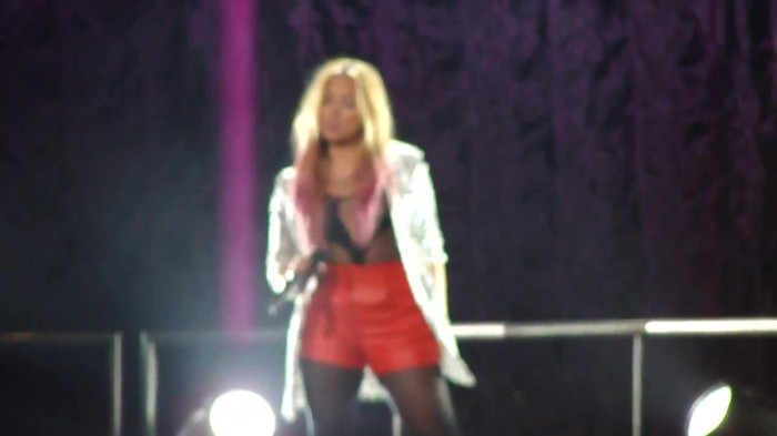 Entrance and All Night Long- Demi Lovato 05435