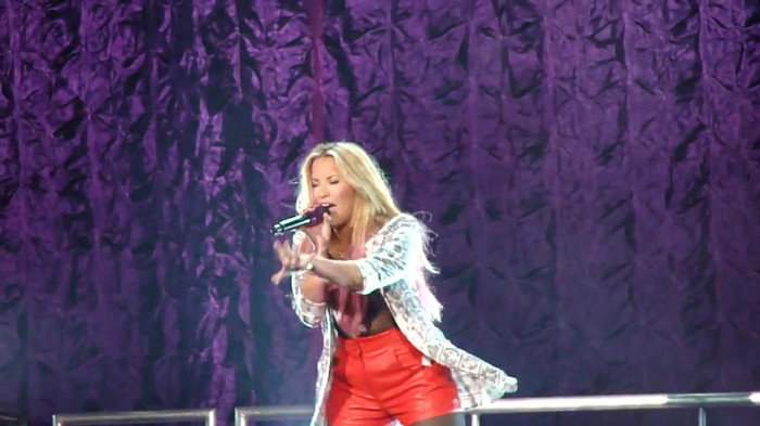 Entrance and All Night Long- Demi Lovato 06877