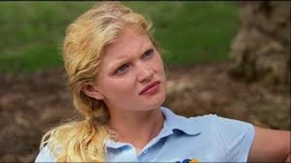 uioiouioiuoio - Cariba Heine