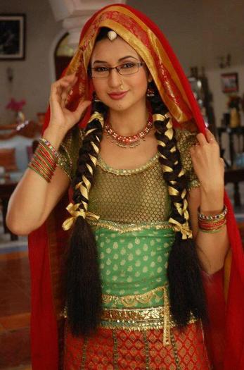 198236_242300762546801_1314420184_n - Divyanka Tripathi 2012 2013