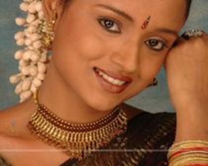 31923692_ZHIPXAGKI - Parul Chauhan