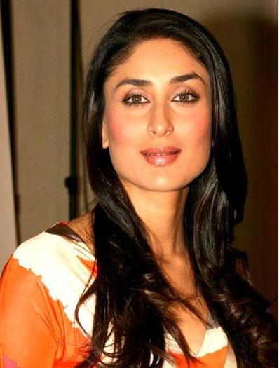 395692_298687646856069_1176186753_n - 0 Kareena Kapoor