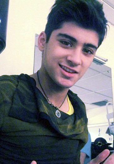 Malik107 - 0-ZAYN MALIK