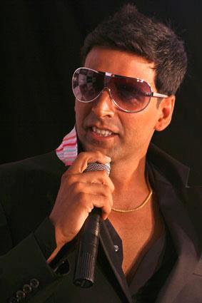 559146_347373502006632_856447033_n - 0 Akshay Kumar