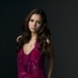 nina-dobrev-805399l-thumbnail_gallery