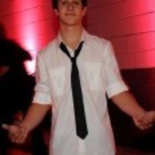 David_Henrie_1265268112_1 - David Henrie