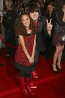 Madison_Pettis_1235034698_4