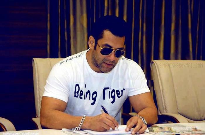 417292_369968609741538_298722670_n - 0 Salman Khan