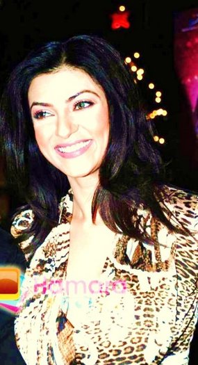 25871_377756624276_7758995_n - 0 Sushmita Sen