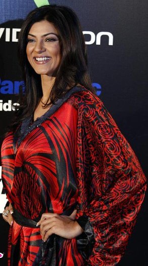 60528_439537169276_3307448_n - 0 Sushmita Sen