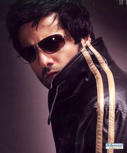 381861_298773463491861_1747974862_n - 0 Fardeen Khan