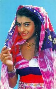 310584_139152356185080_1348977399_n - 0 Kajol