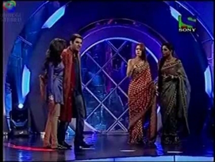 00_06_45 - B-Sara Parul s Act on Comedy Ka Daily Soap - August 17th