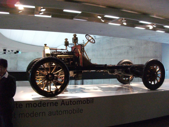 Picture 105 - Muzeul Mercedes Stuttgart