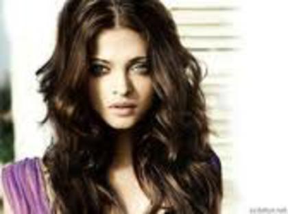 images (9) - Aishwarya Rai-POZE SPECIALE