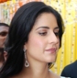 katrina-kaif-265522l-thumbnail_gallery