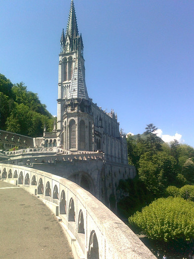 LOURDES (66)