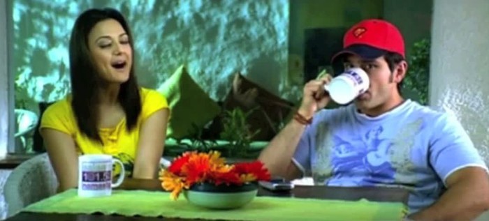 Saif-Preity-Talking-About-Salaam-Namaste.jpg (9)