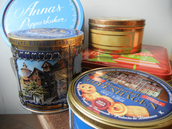 Cookie Tins - TIN CANS Collection