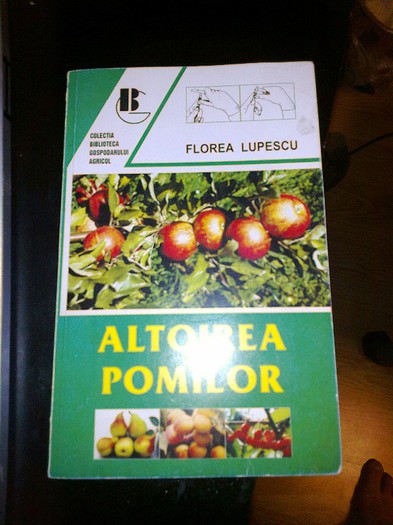 Altoirea Pomilor; Floarea Lupea , informatii despre altoirea nucului in fereastra si fluier si oculatia cu intermediar
