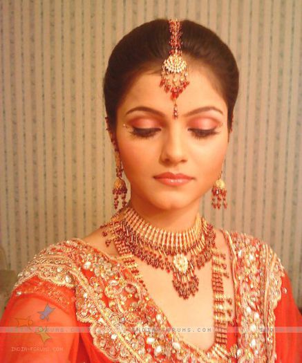 151531-rubina-dilaik-as-radhika