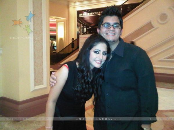 166002-hina-khan-at-spa-2011-party-at-macau